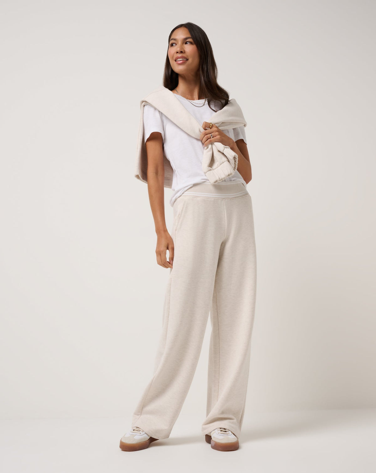 TravisMathew | Cloud Fleece Clubside Wide Leg Pant - Heather Brazillian Sand
