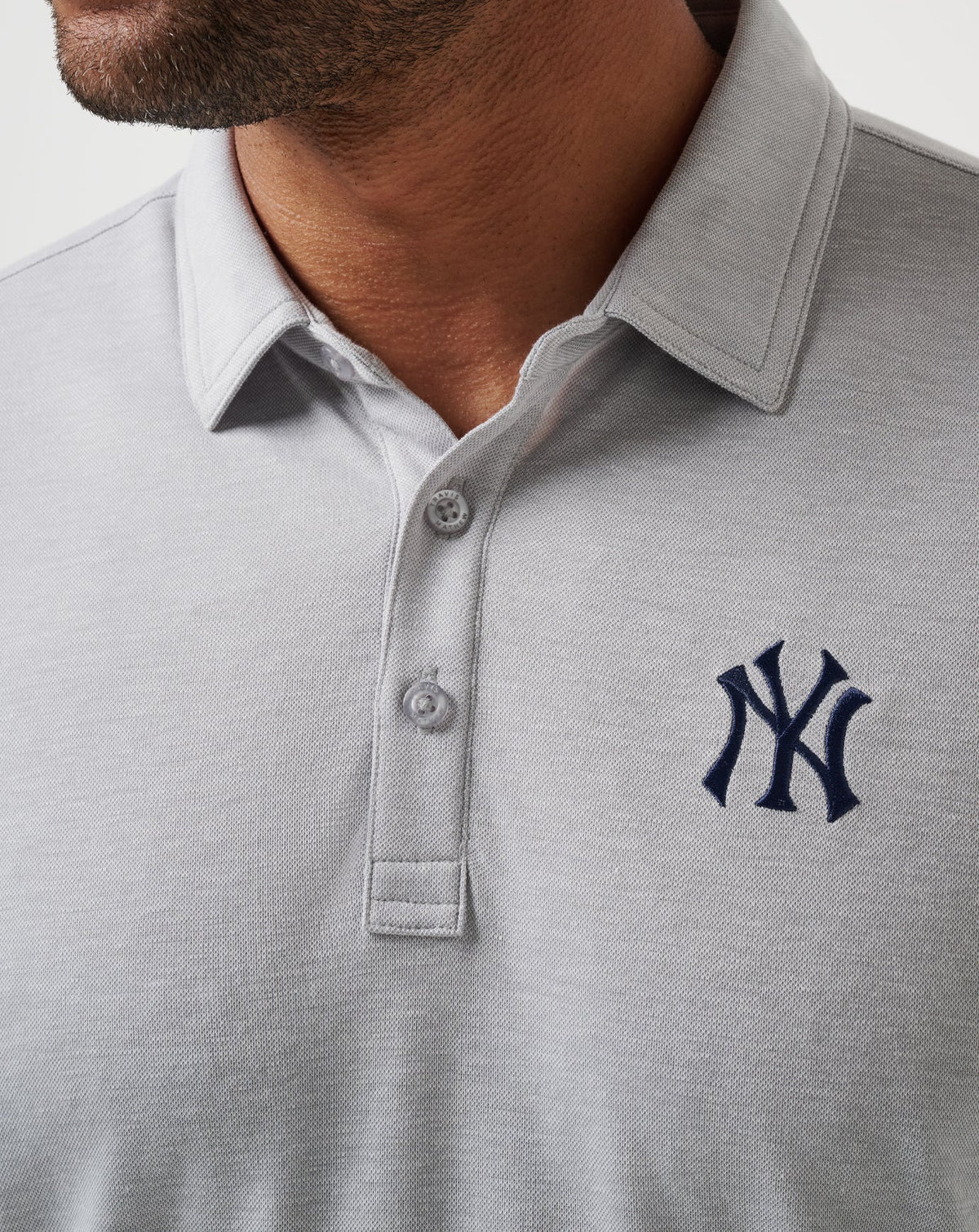 TravisMathew | New York Yankees Playoff Pitch Polo - Heather Grey