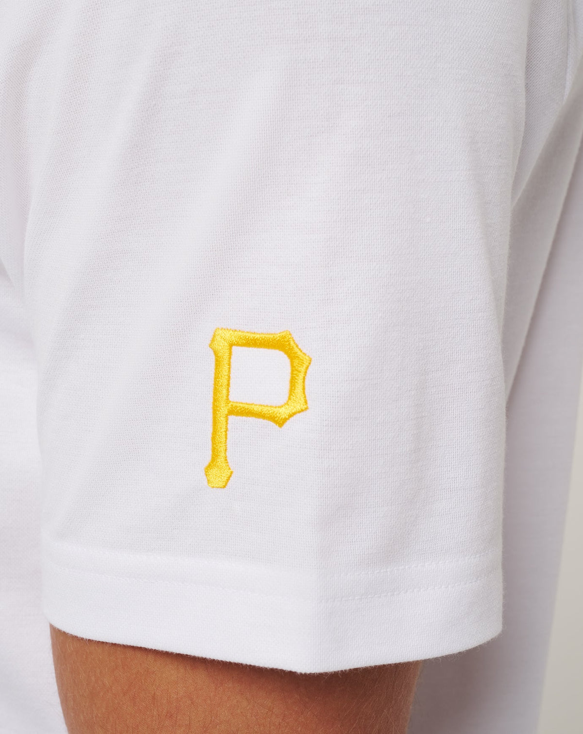TravisMathew | Pittsburgh Pirates Top Recruit Polo - White