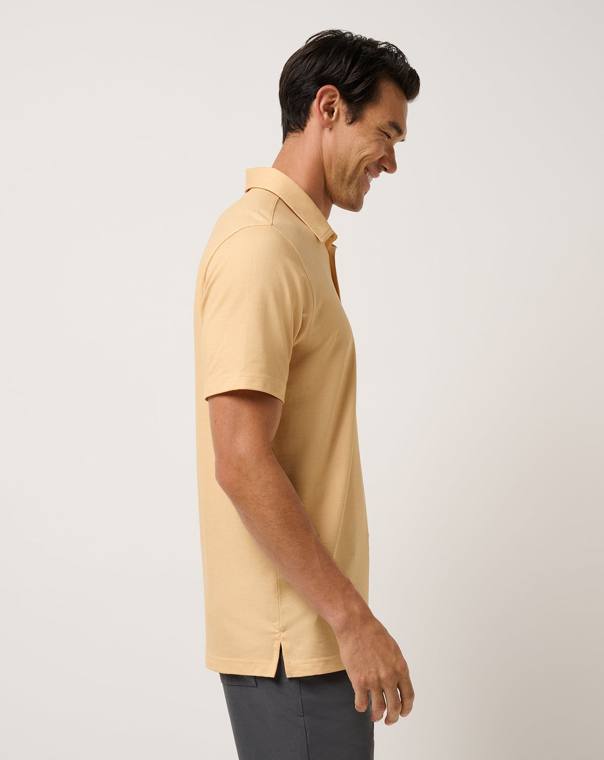 TravisMathew | Featherweight Vista Polo - Rattan