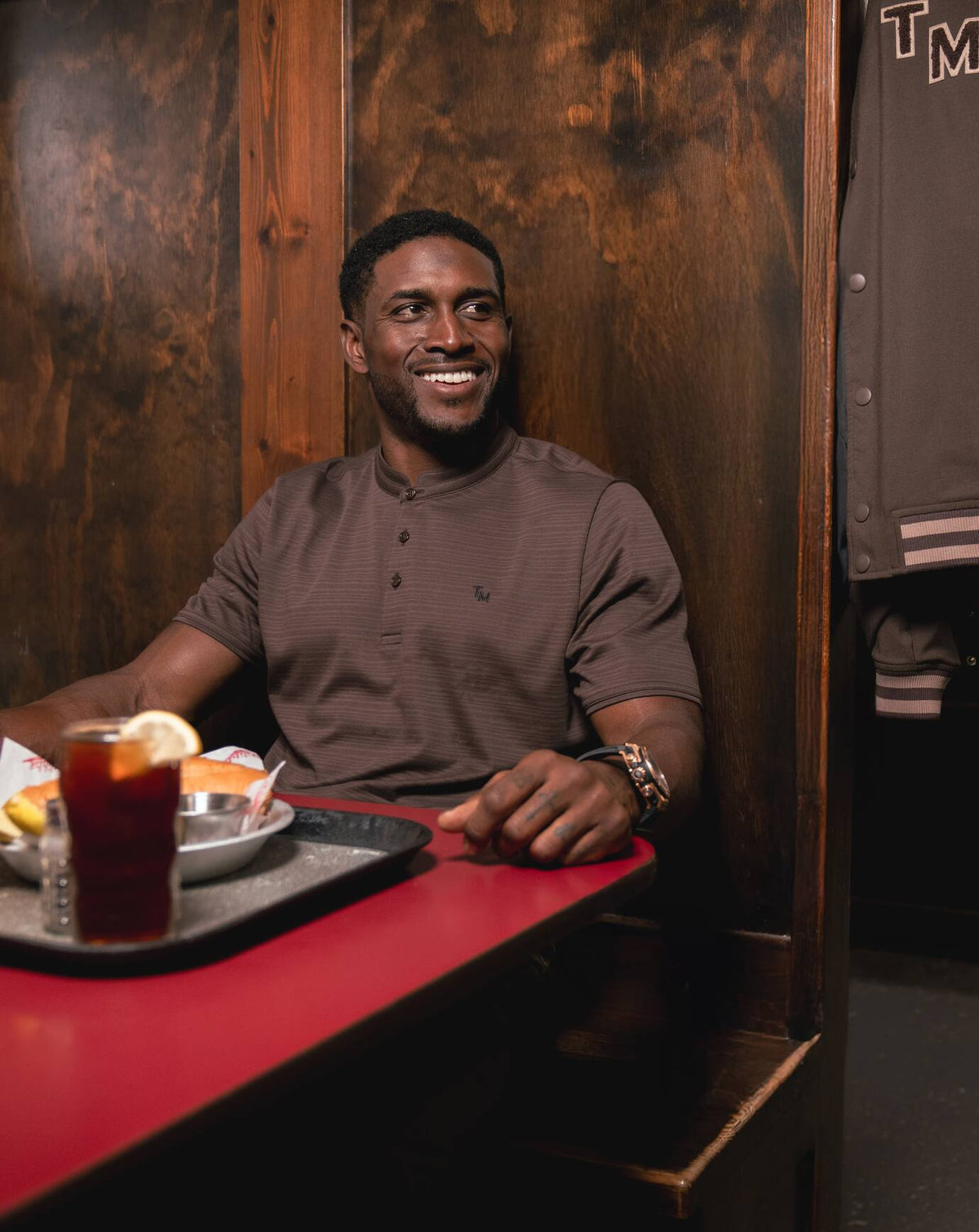 TravisMathew | Winning Record Henley Polo - Chocolate Brown