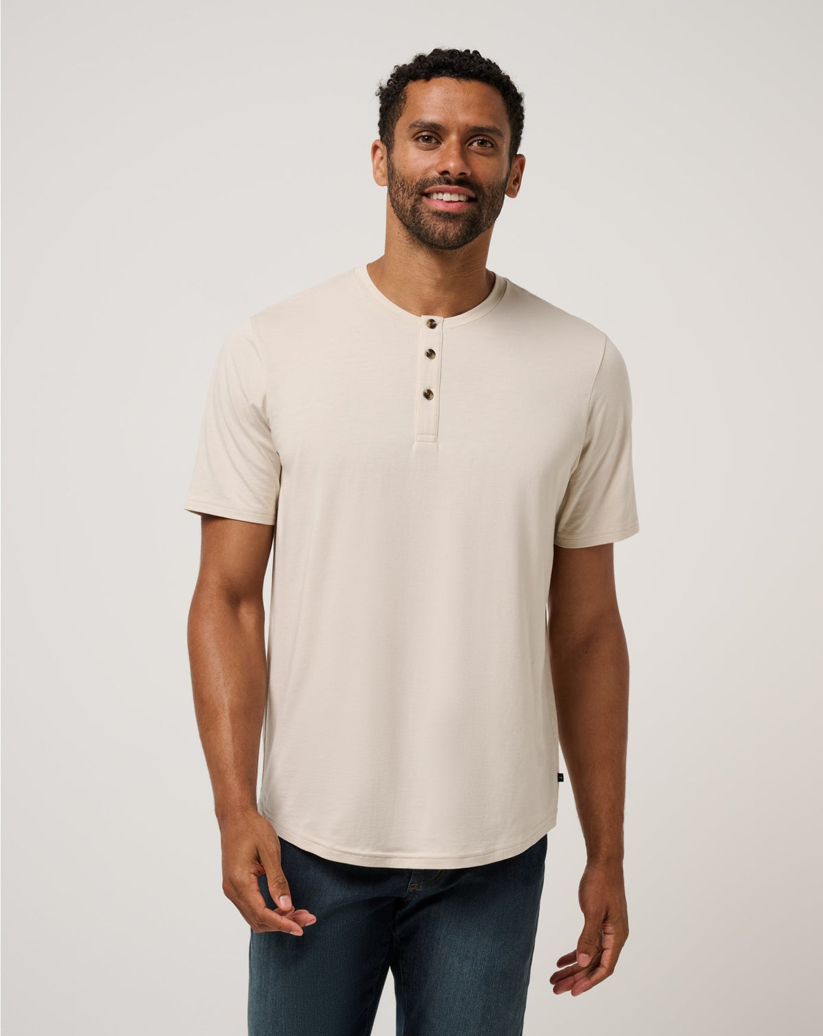 TravisMathew | Cloud Henley Tee - Italian Sand