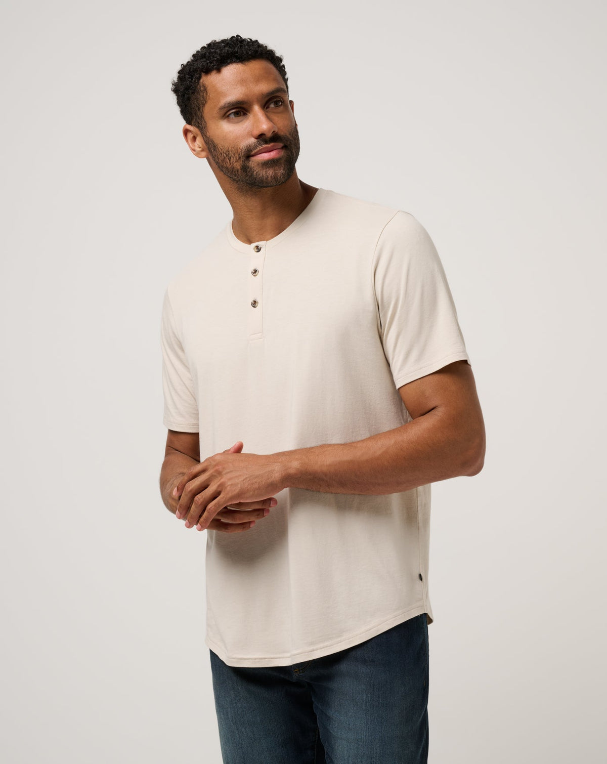 TravisMathew | Cloud Henley Tee - Italian Sand