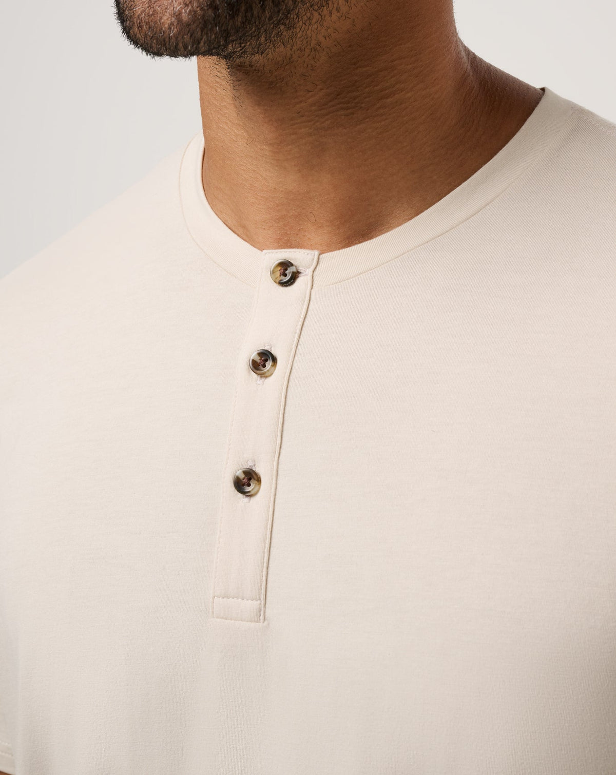 TravisMathew | Cloud Henley Tee - Italian Sand