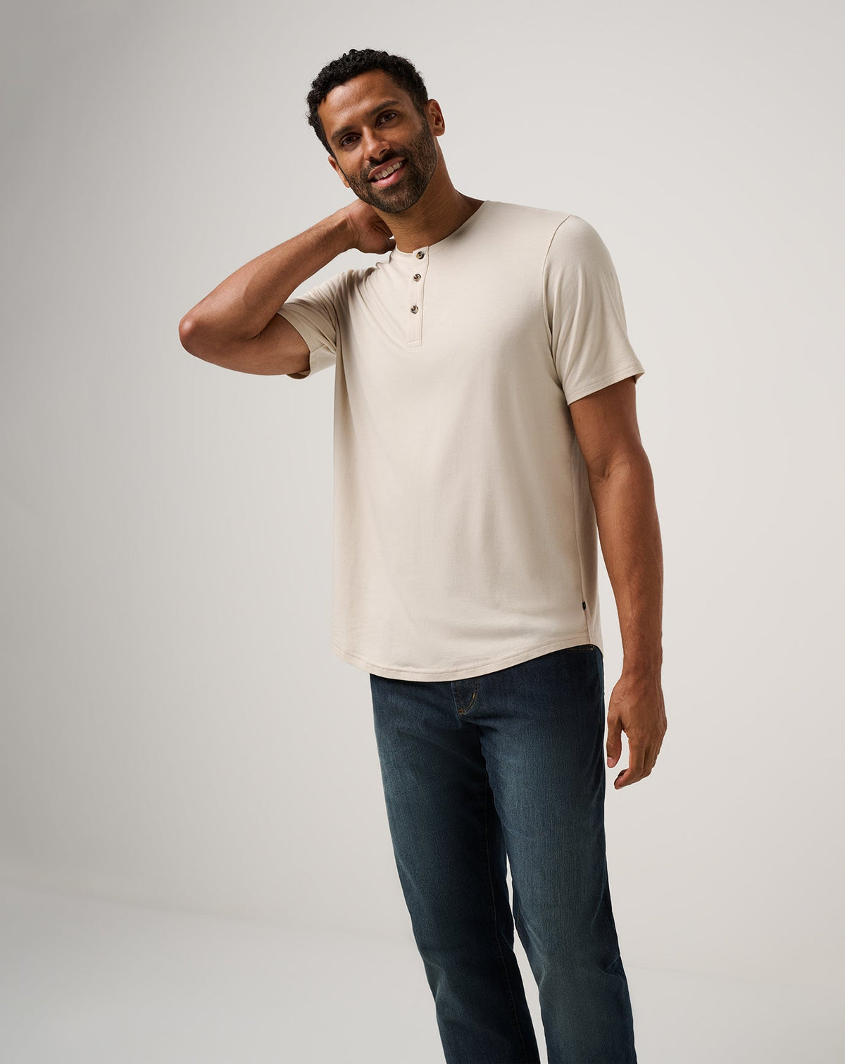 TravisMathew | Cloud Henley Tee - Italian Sand