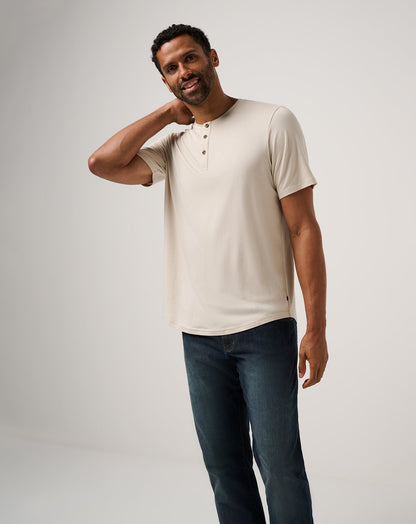 TravisMathew | Cloud Henley Tee - Italian Sand