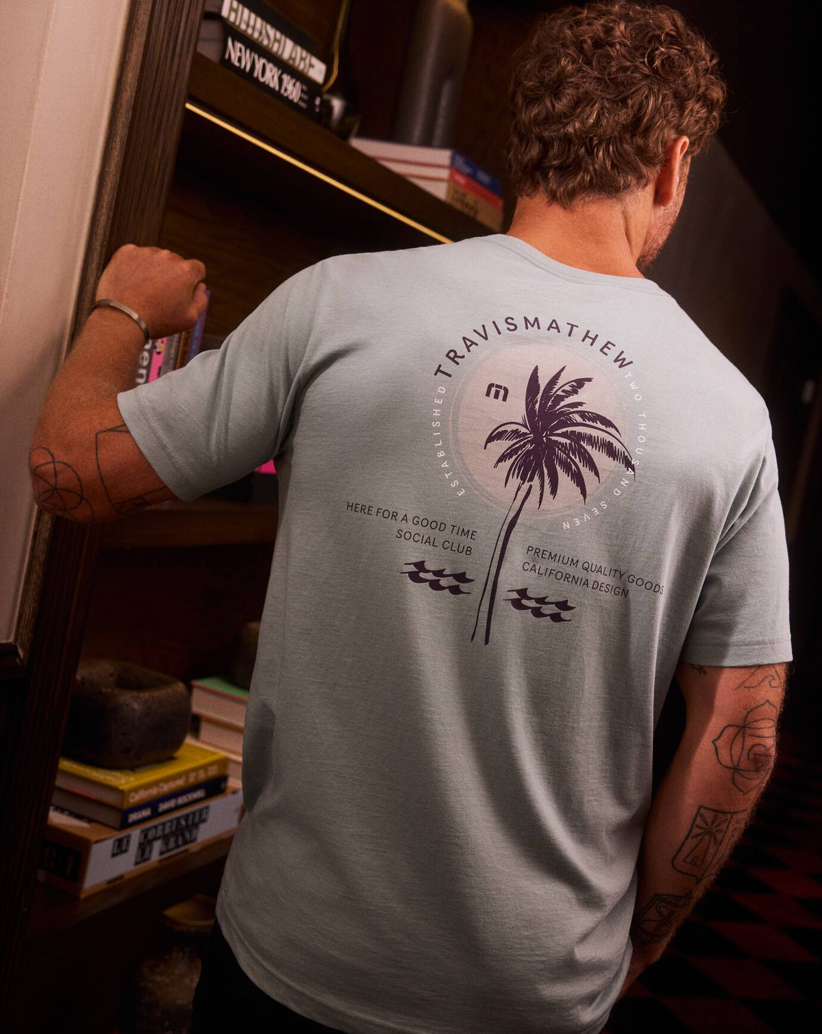 TravisMathew | Hold My Calls Tee - Arona