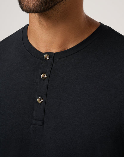 TravisMathew | Cloud Henley Tee - Black