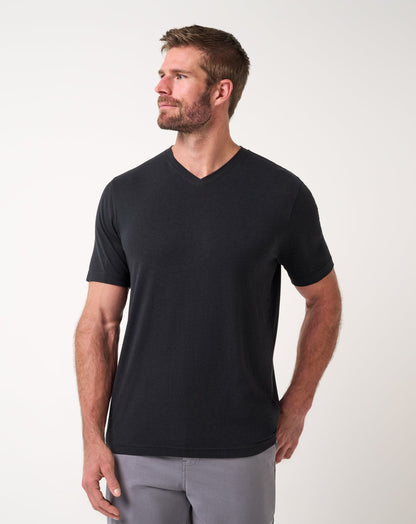 TravisMathew | Cloud V-Neck Tee - Black