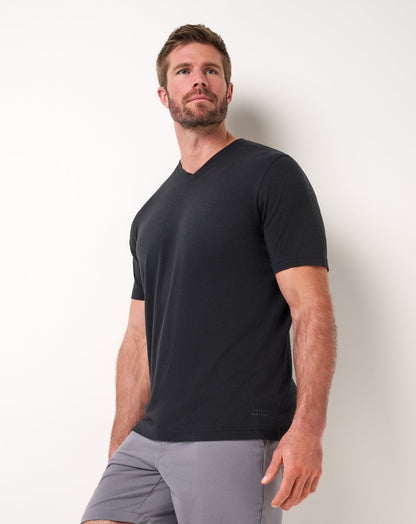 TravisMathew | Cloud V-Neck Tee - Black