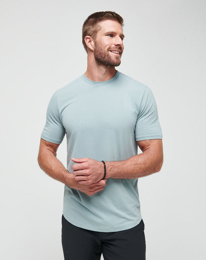 TravisMathew | Cloud Crew Tee - Arona