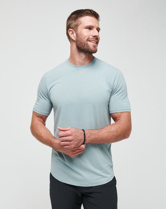 TravisMathew | Cloud Crew Tee - Arona