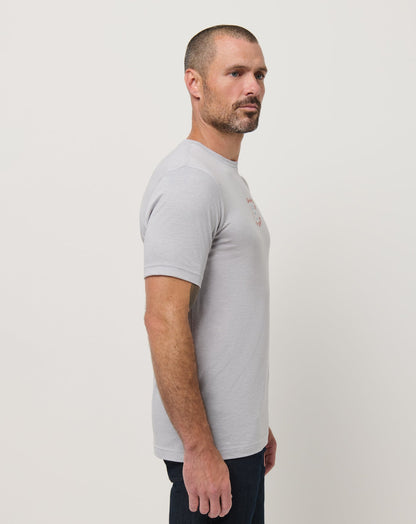 TravisMathew | Short Layover Tee - Heather Light Grey