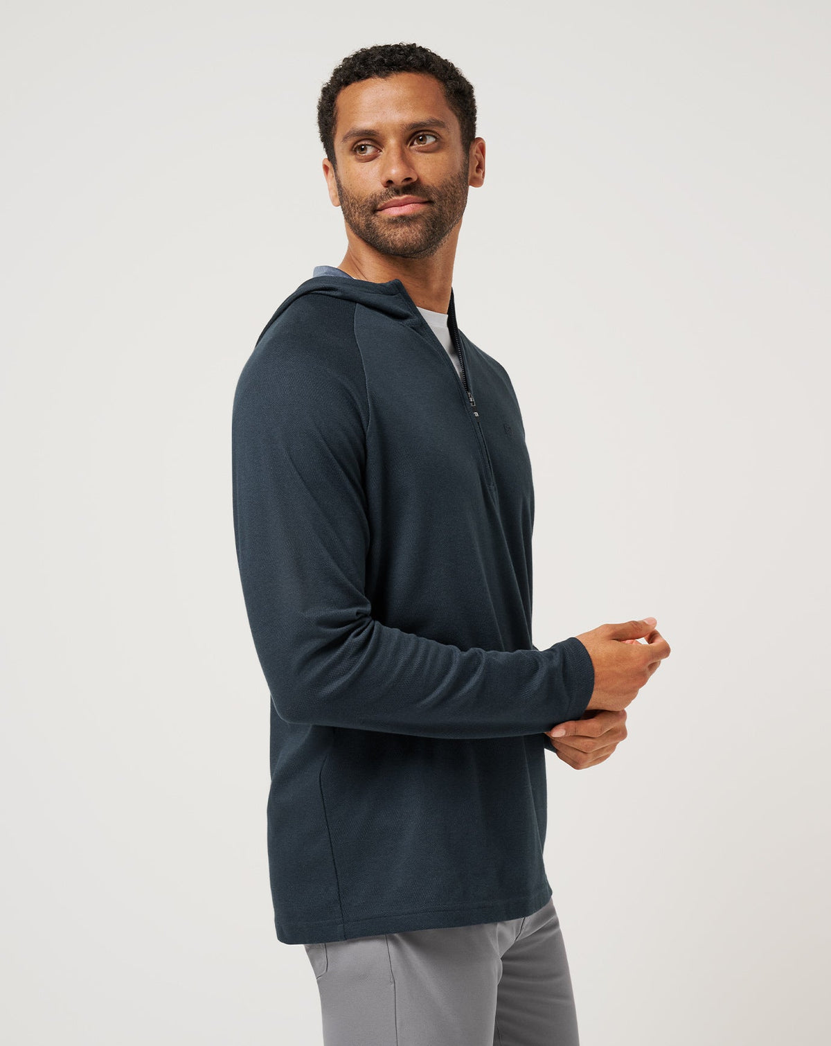 TravisMathew | Country Hopping Hooded Quarter Zip - Total Eclipse