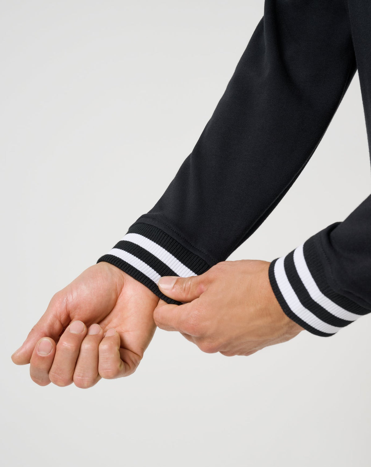 TravisMathew | Happier Hour Quarter Zip - Black