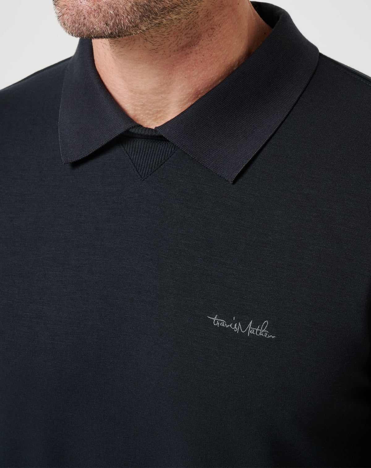 TravisMathew | Amenities Collar Crew - Black