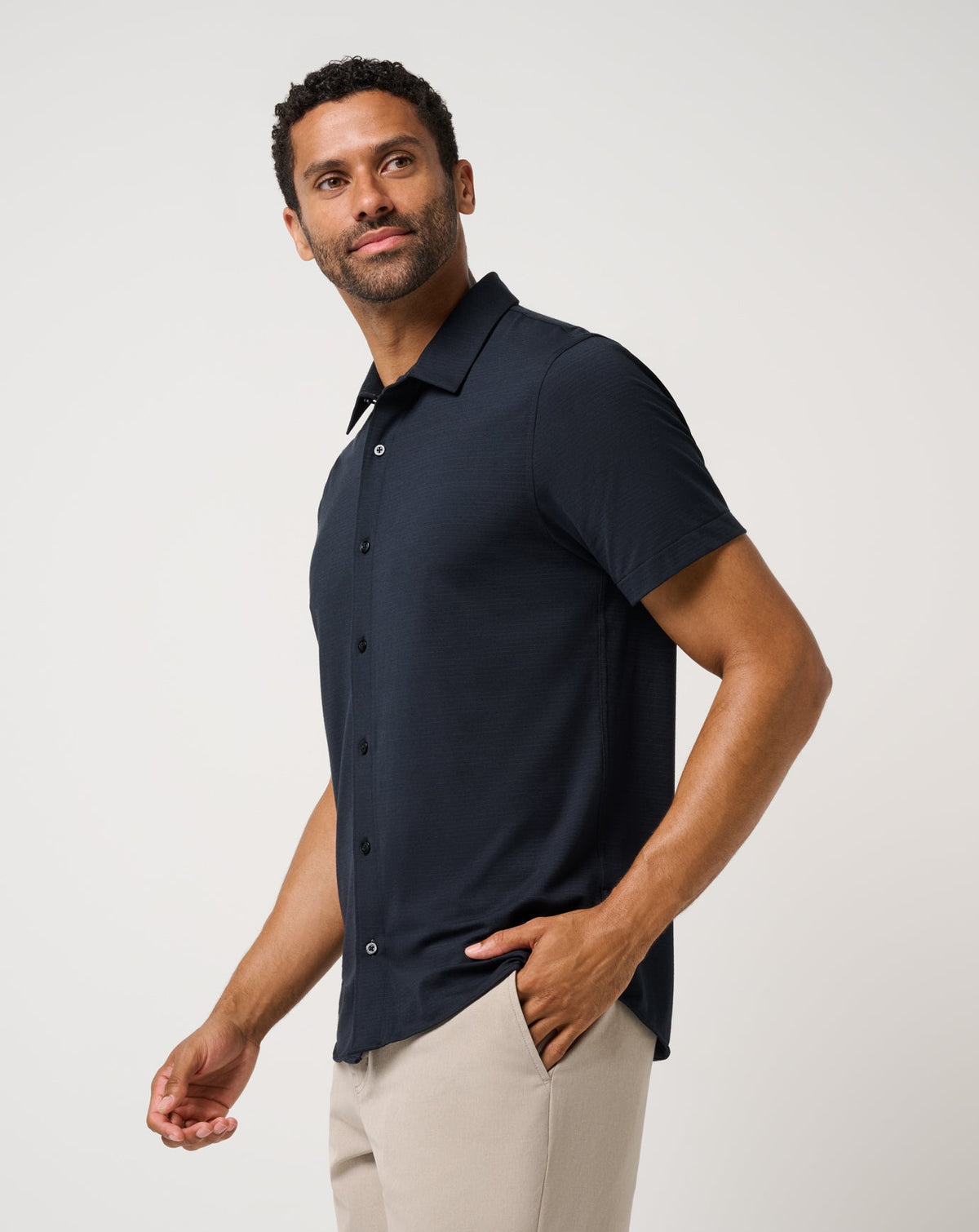 TravisMathew | The Heater Button-Up - Black