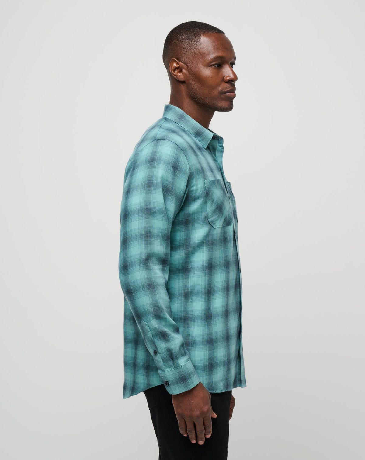 TravisMathew | Cloud Flannel Plaid Button-Up - Total Eclipse/Cameo