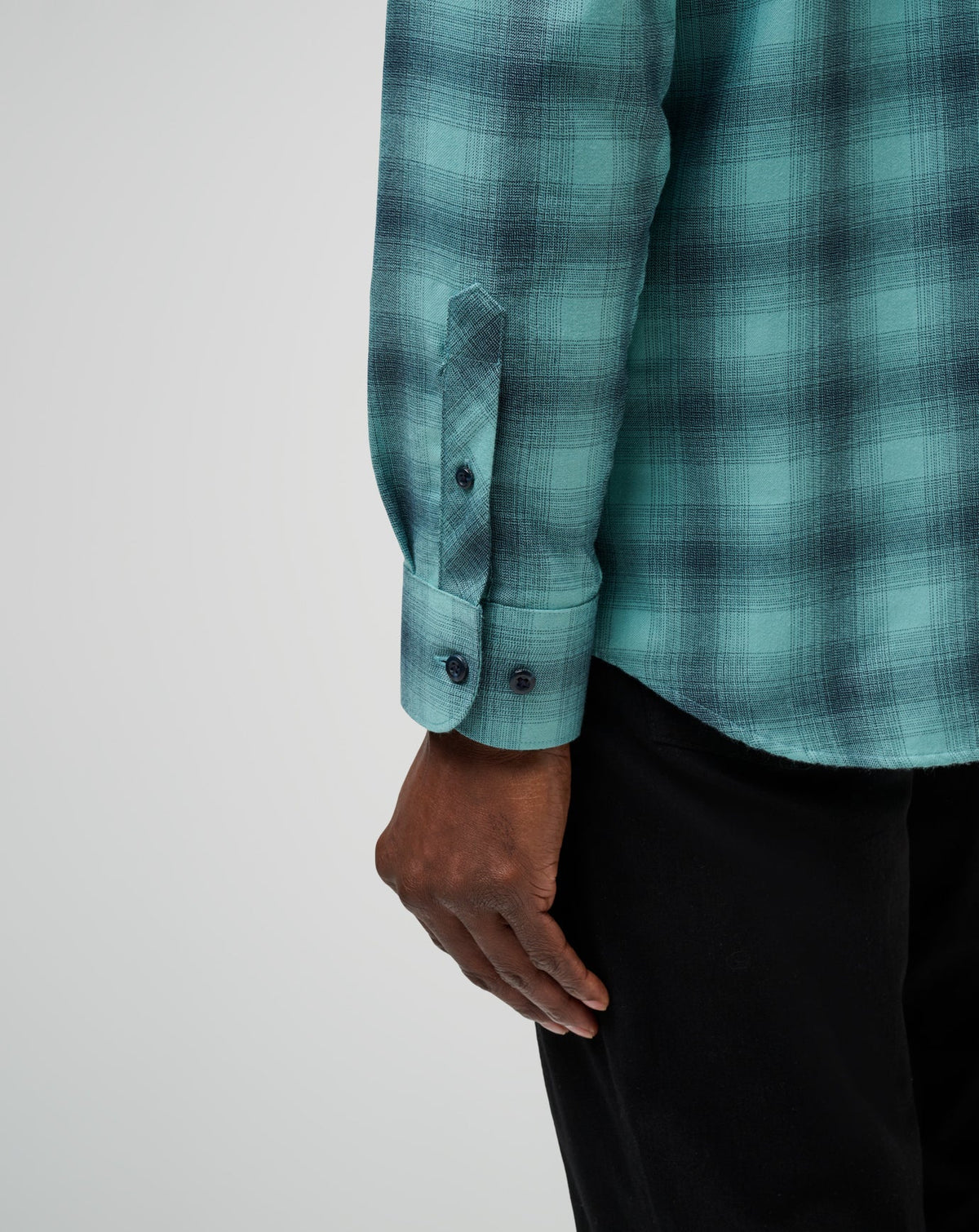 TravisMathew | Cloud Flannel Plaid Button-Up - Total Eclipse/Cameo