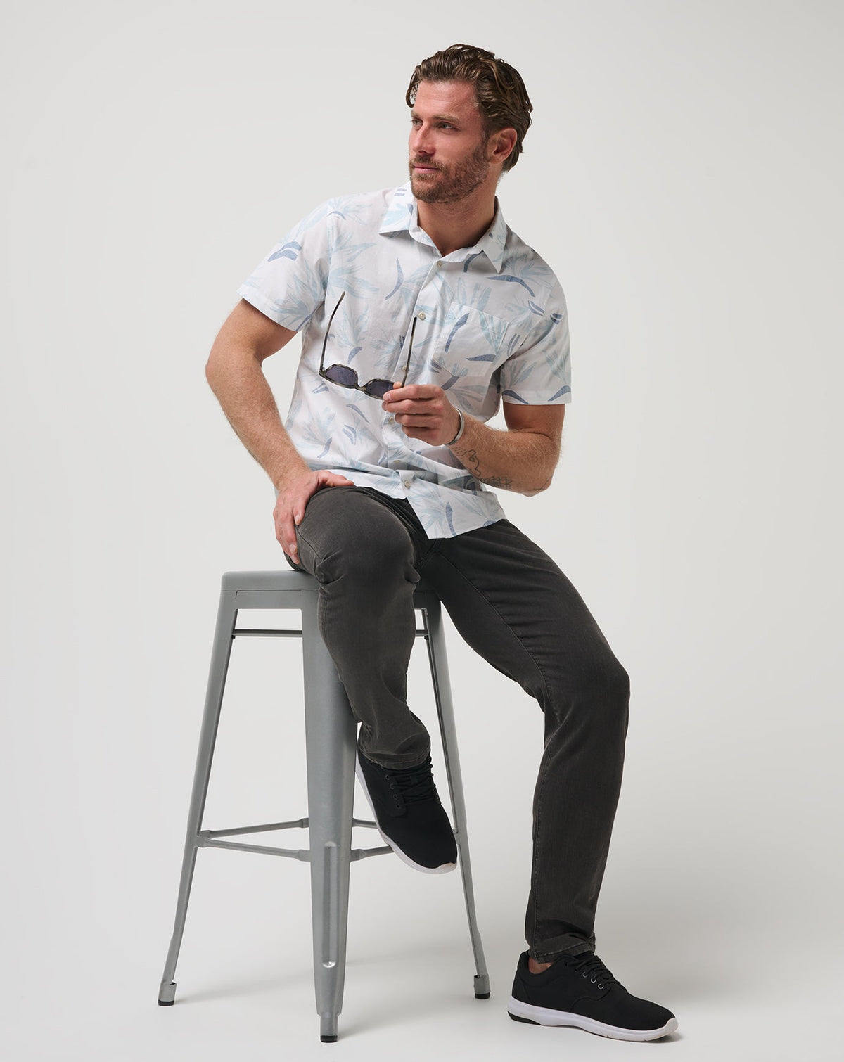 TravisMathew | The Thick Of It Button-Up - White/Quiet Harbor