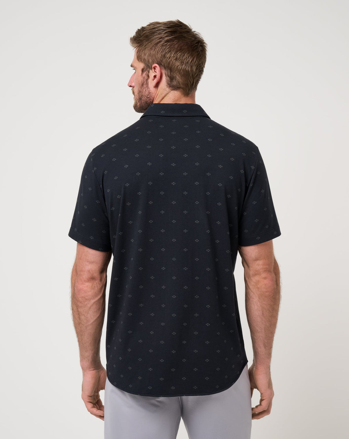TravisMathew | Shore Of It Button-Up - Black
