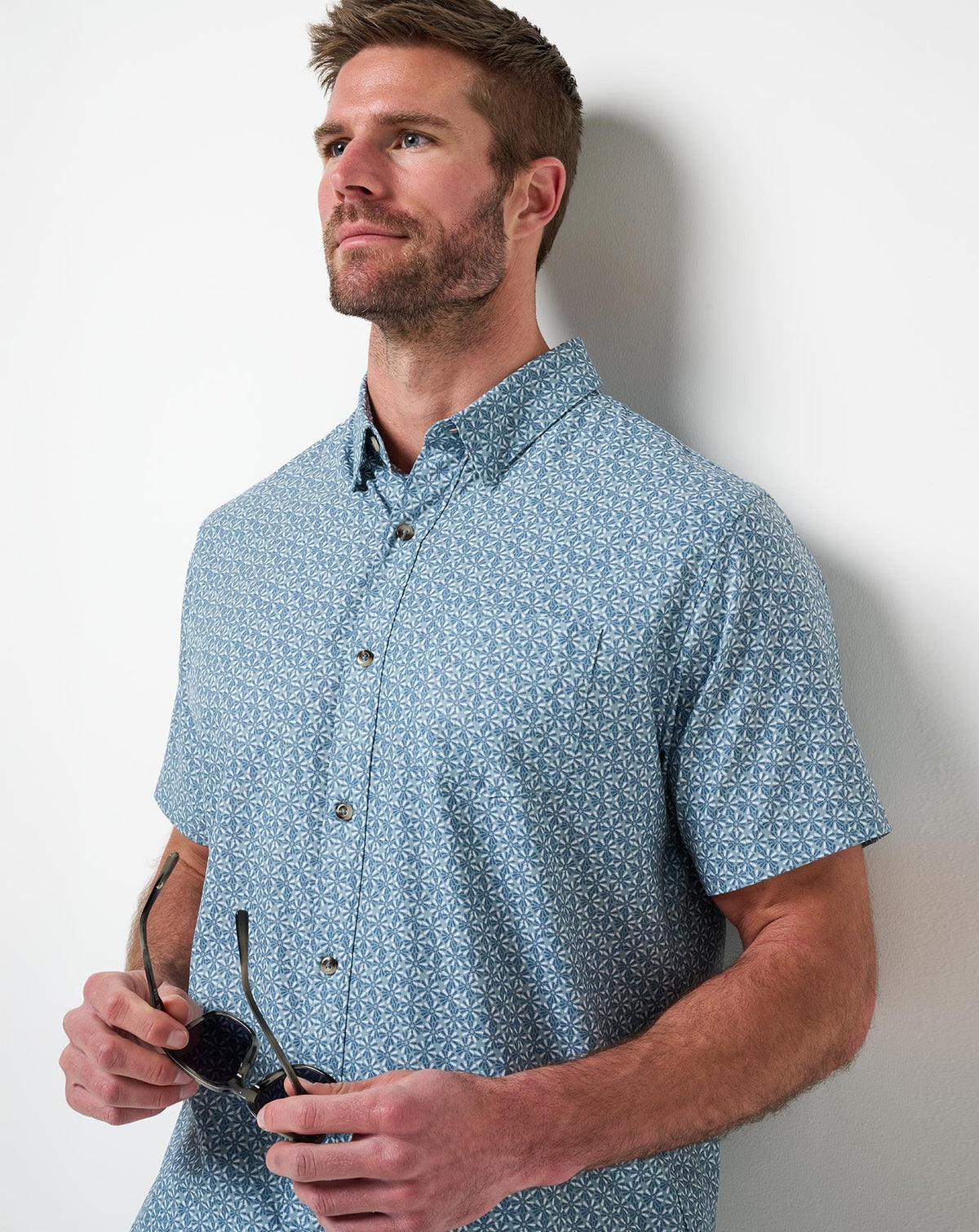 TravisMathew | Techwoven Country Mile Button-Up - Arona