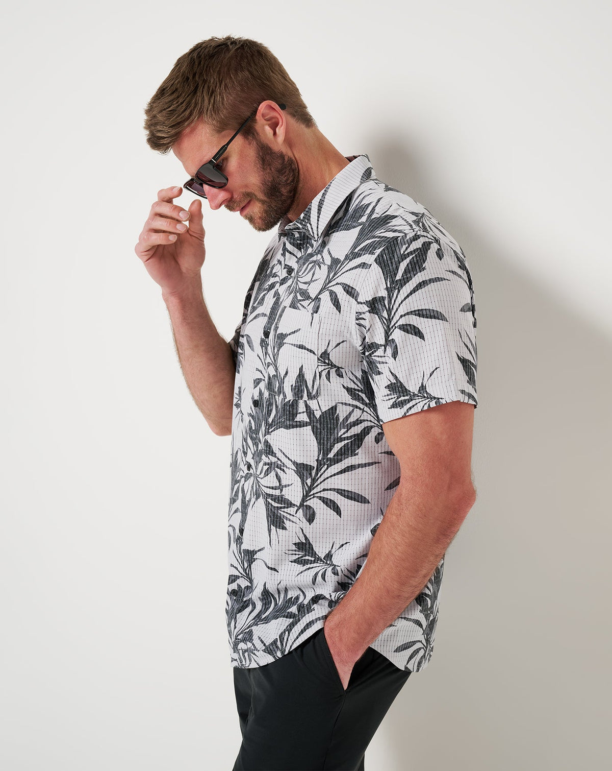 TravisMathew | Light Map Button-Up - Micro Chip