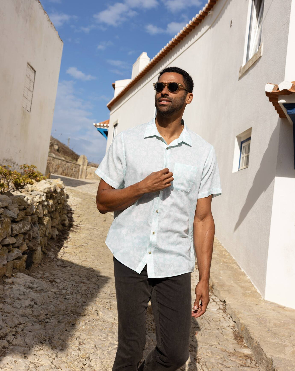 TravisMathew | Double Room Button-Up - Eggshell Blue