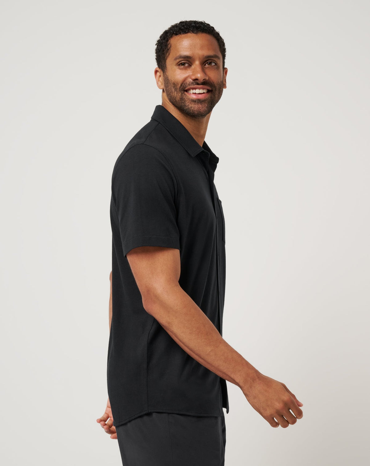 TravisMathew | Poolside Pitcher Button-Up - Black