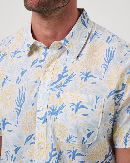 TravisMathew | Souvenir City Button-Up - White