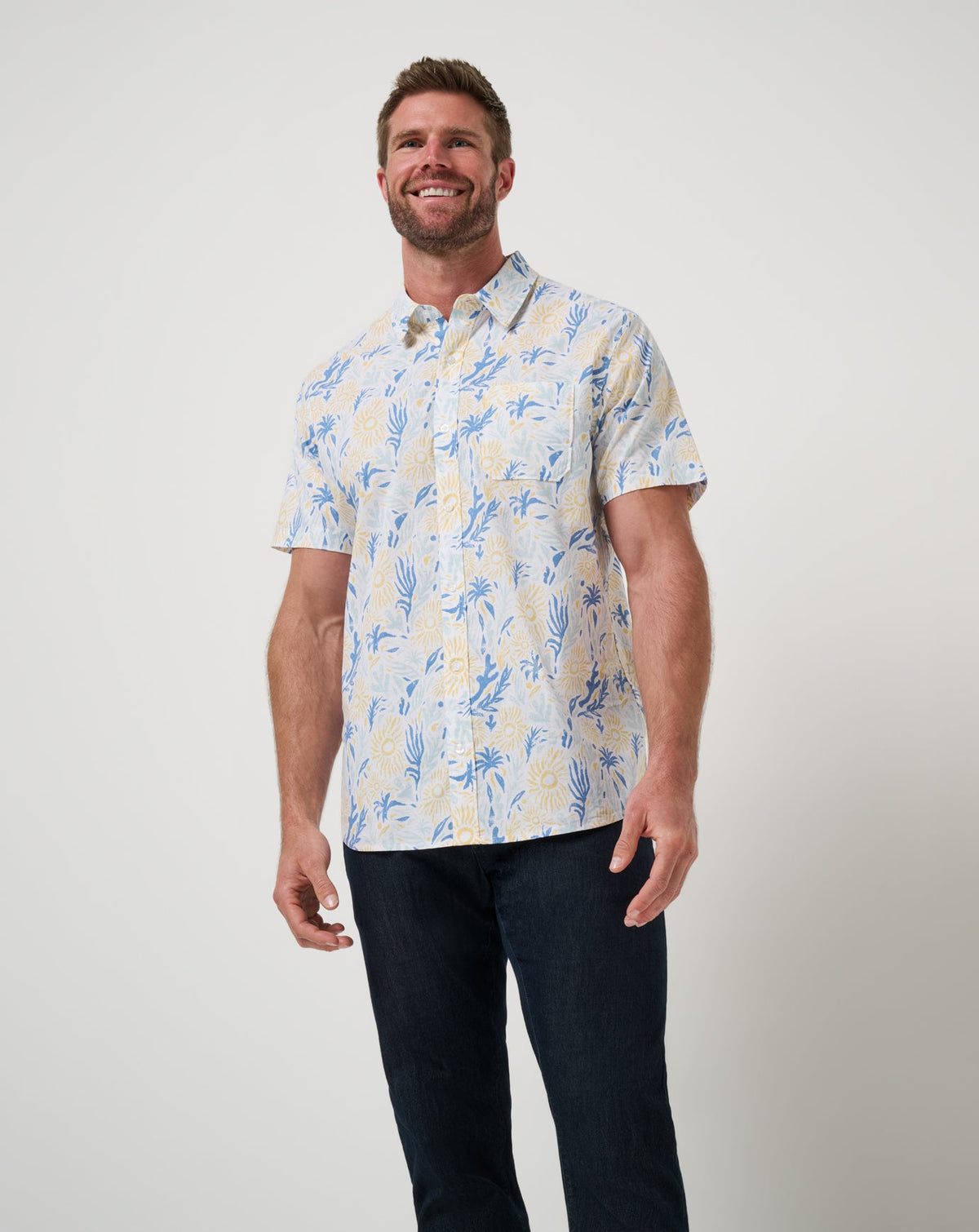 TravisMathew | Souvenir City Button-Up - White