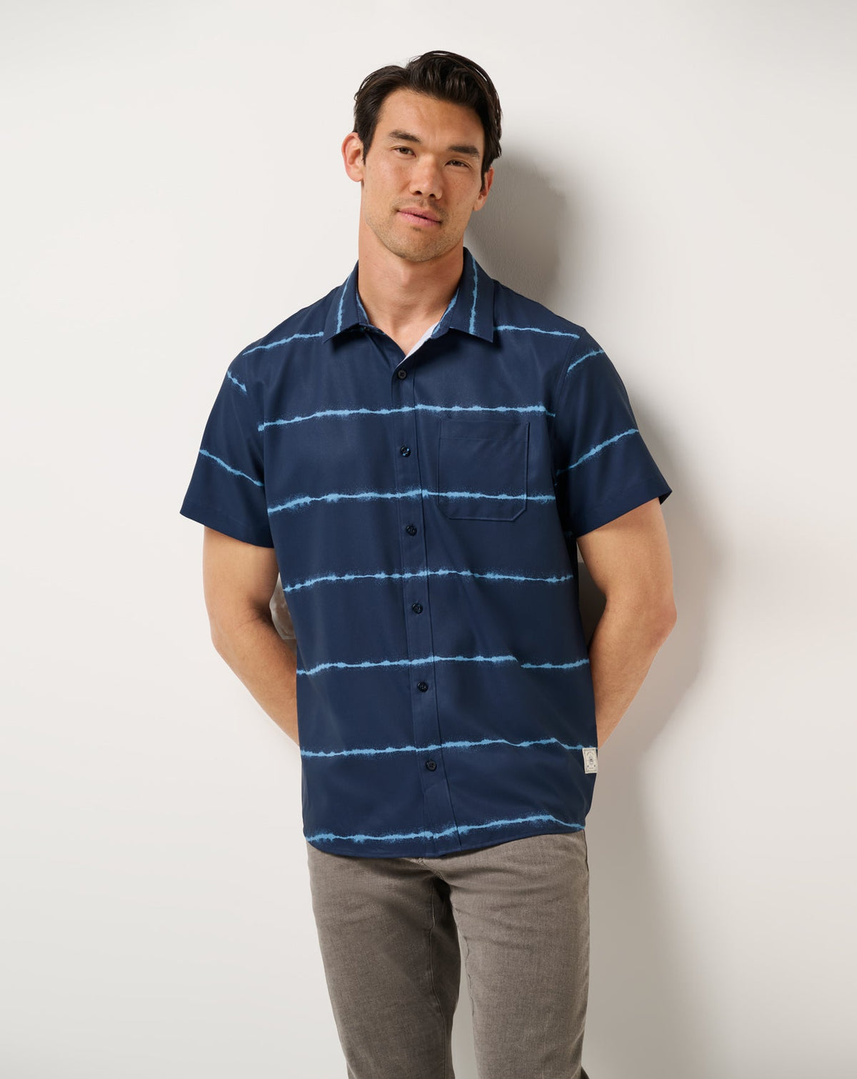 TravisMathew | Techwoven Sundaze Button-Up - Total Eclipse