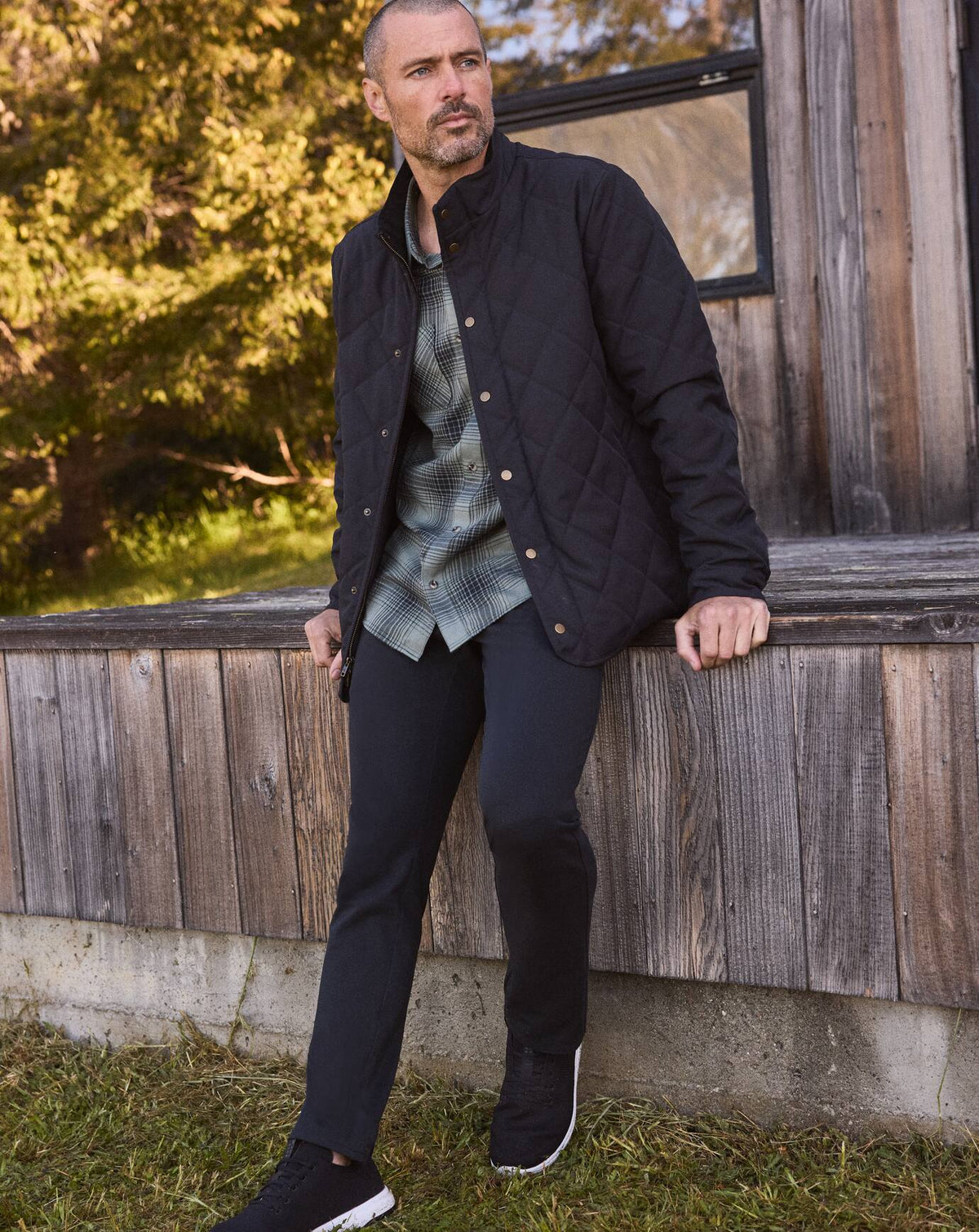 TravisMathew | Highlander Jacket - Black