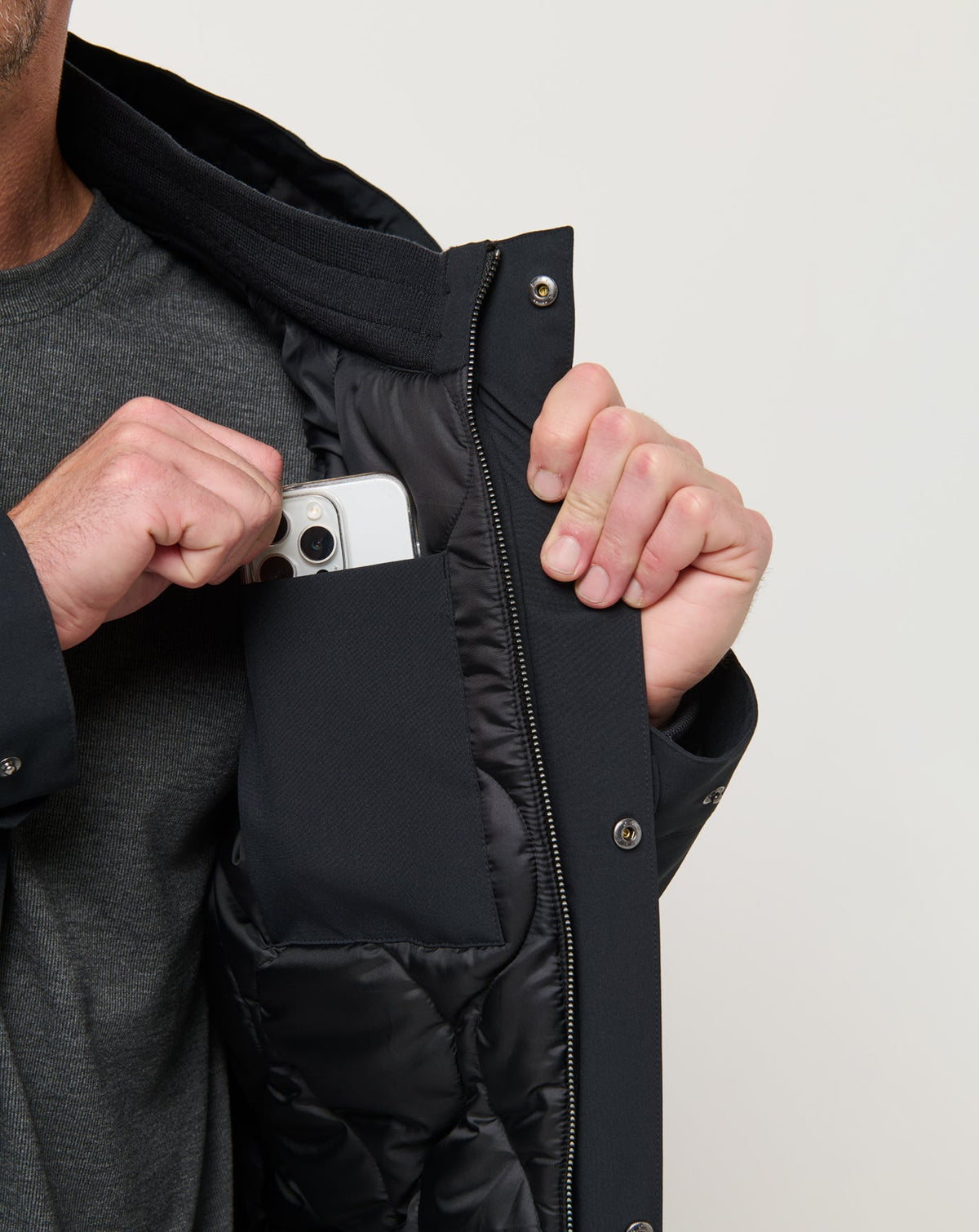 TravisMathew | Mountain Pass Jacket - Black