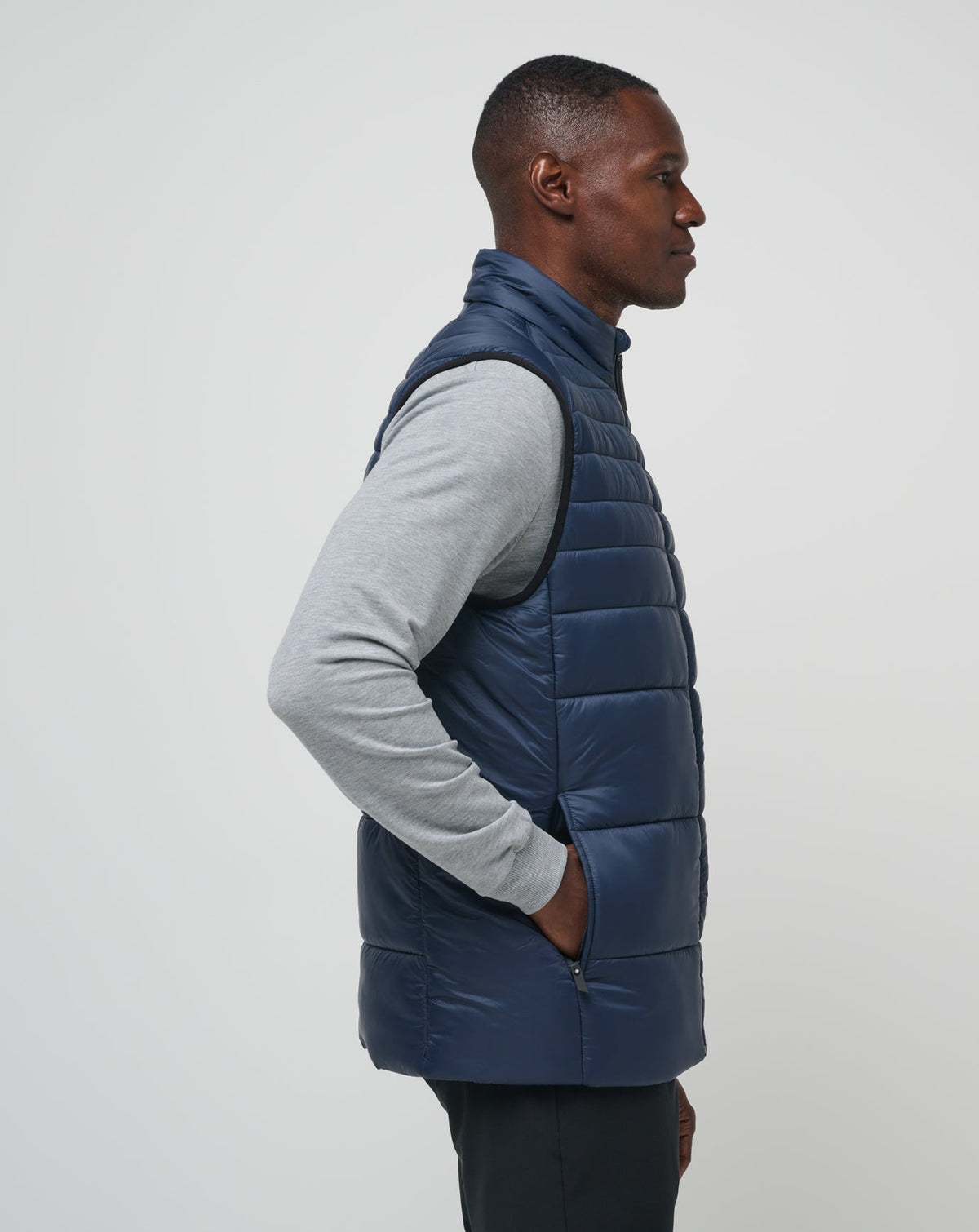 TravisMathew | Aves Tech Puffer Vest - Total Eclipse