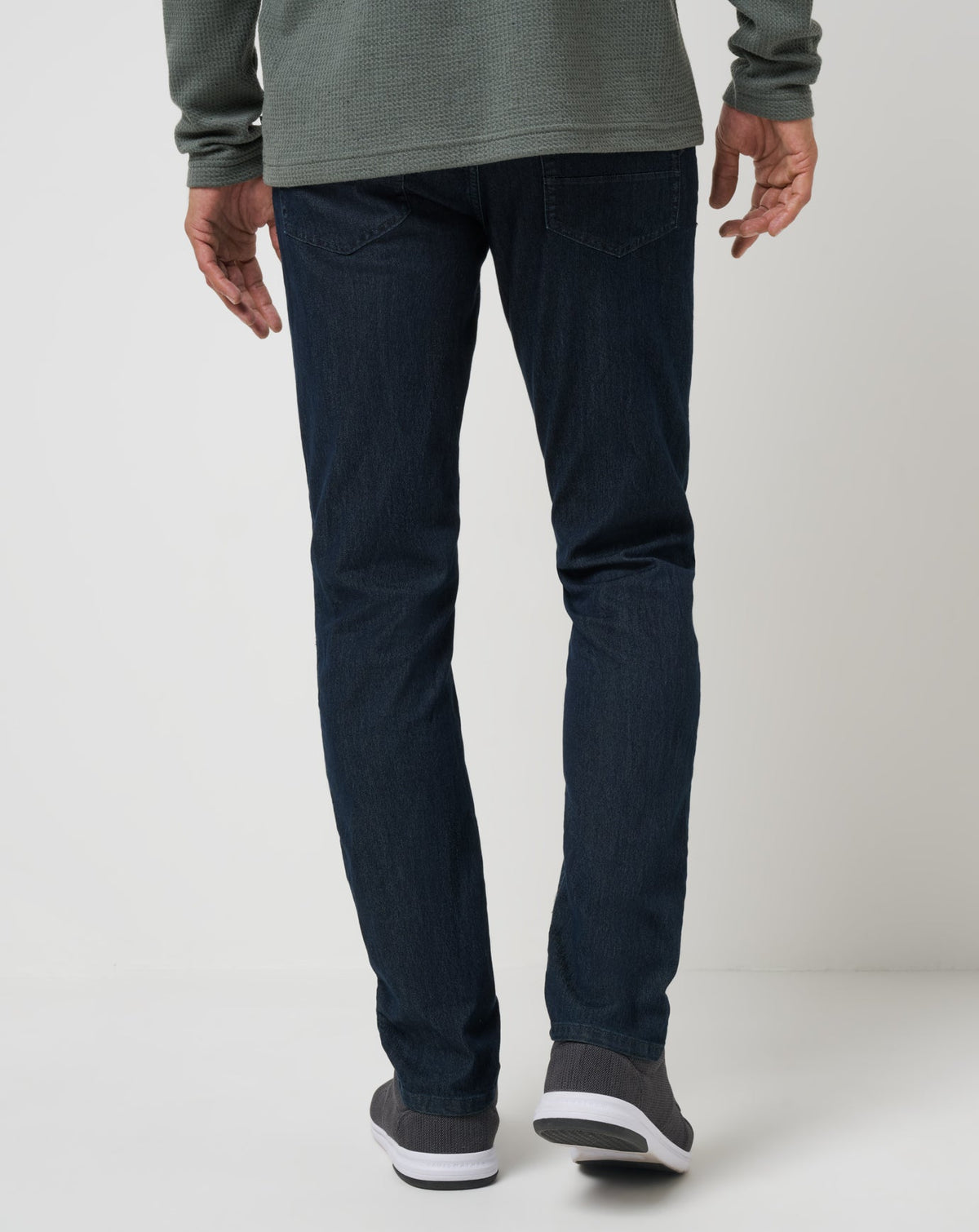 TravisMathew | Legacy Featherweight Jeans - Dark Denim