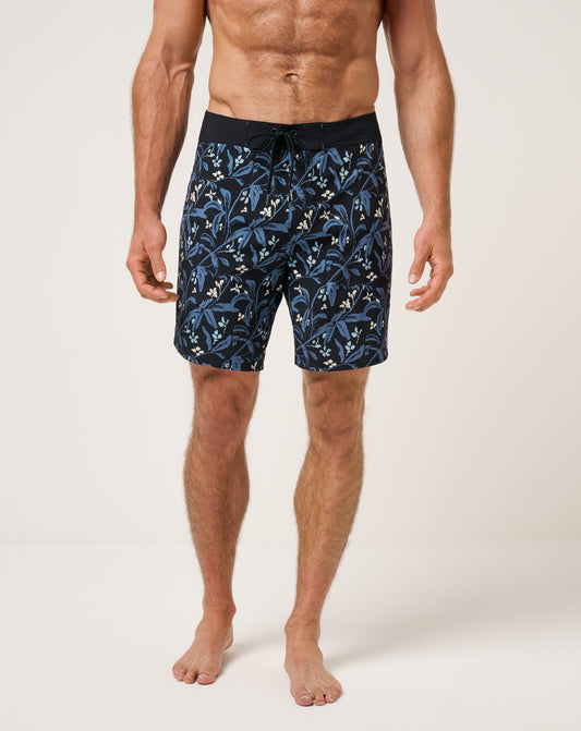 TravisMathew | Relationship Status Boardshort 18.5In - Black