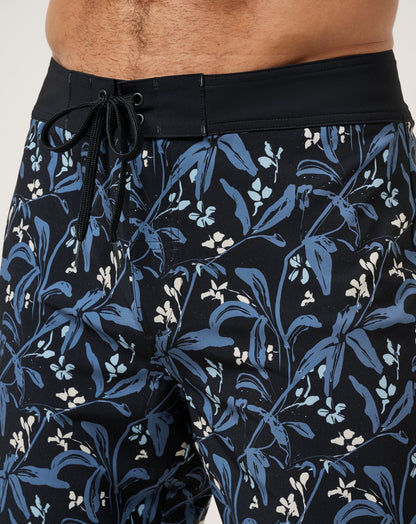 TravisMathew | Relationship Status Boardshort 18.5In - Black