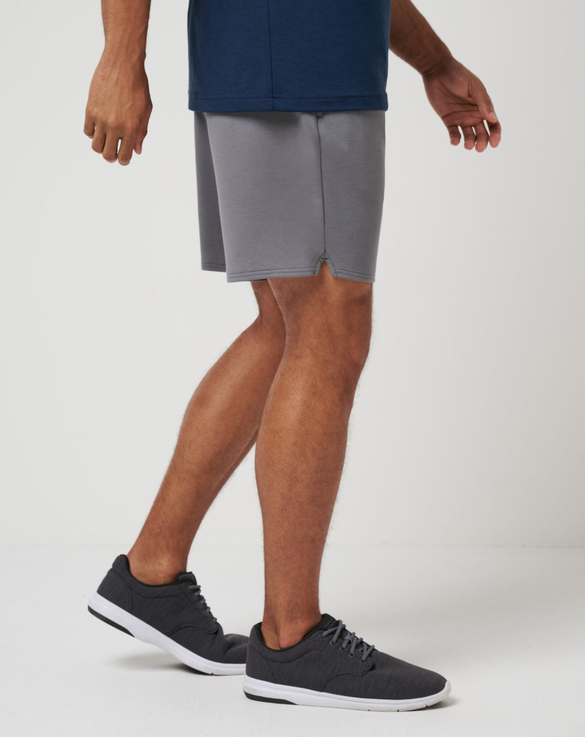 TravisMathew | Fibercloud Short 8In - Heather Grey