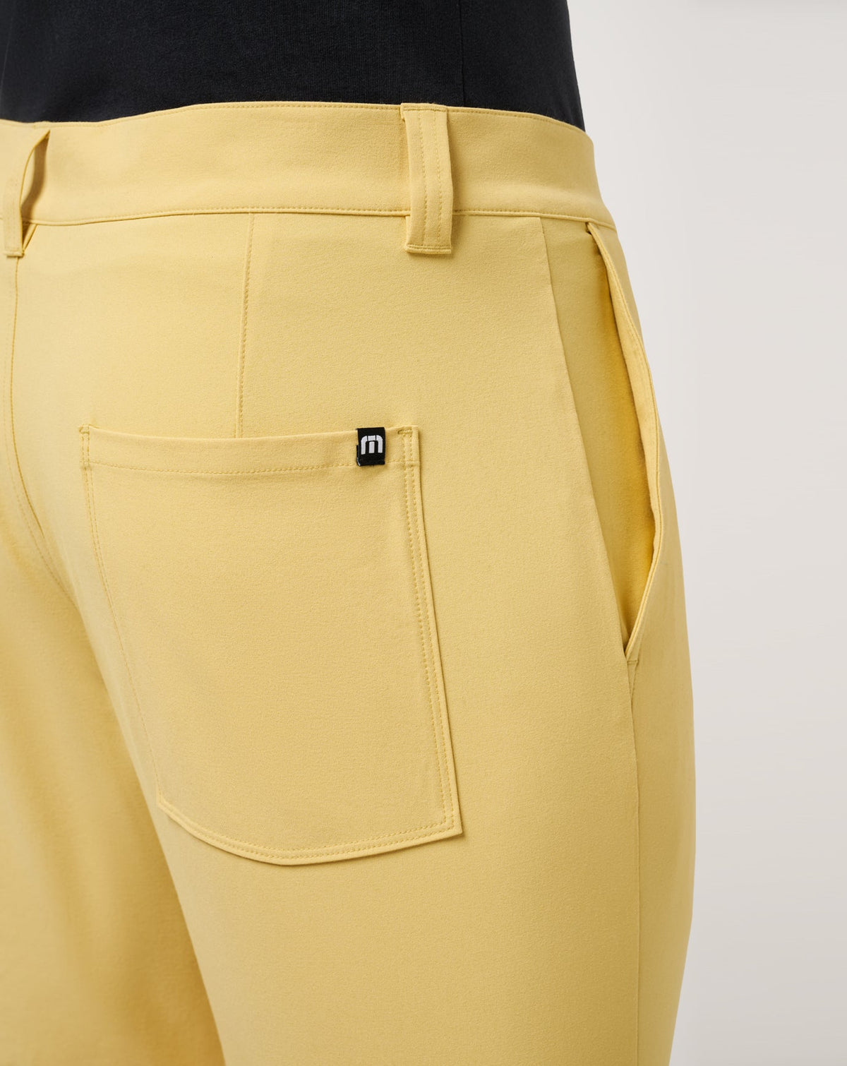 TravisMathew | Rapid Transit Short 8In - Rattan