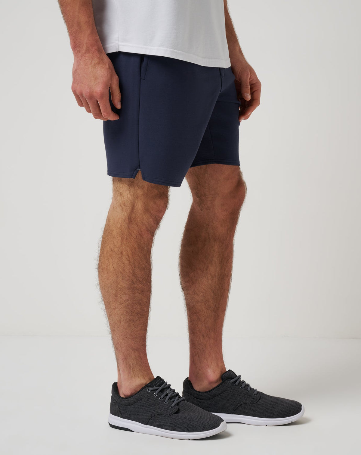 TravisMathew | Fibercloud Short 8In - Total Eclipse