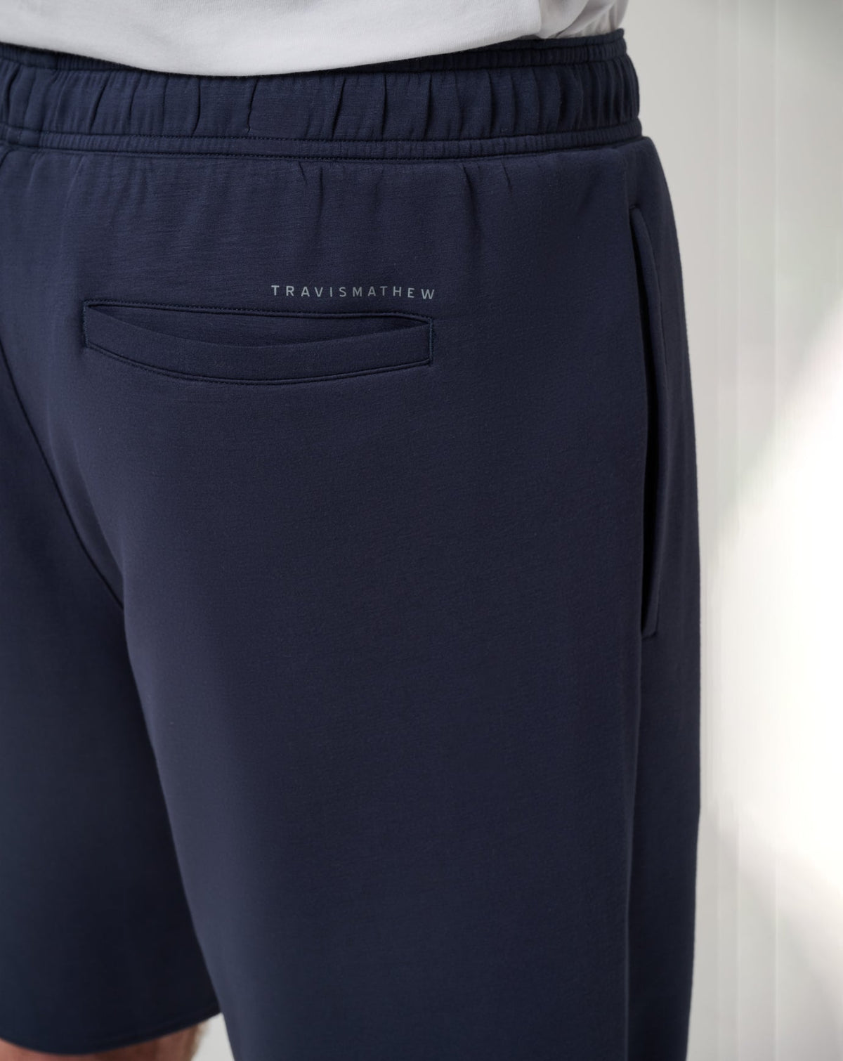 TravisMathew | Fibercloud Short 8In - Total Eclipse