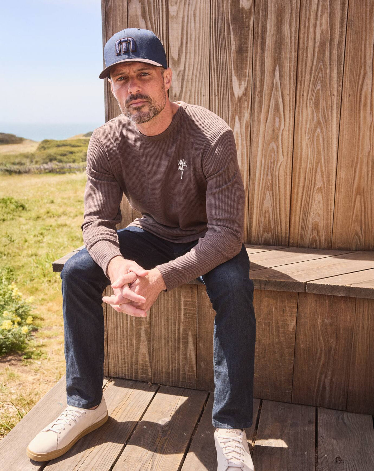 TravisMathew | Estate Grounds Snapback Hat - Total Eclipse