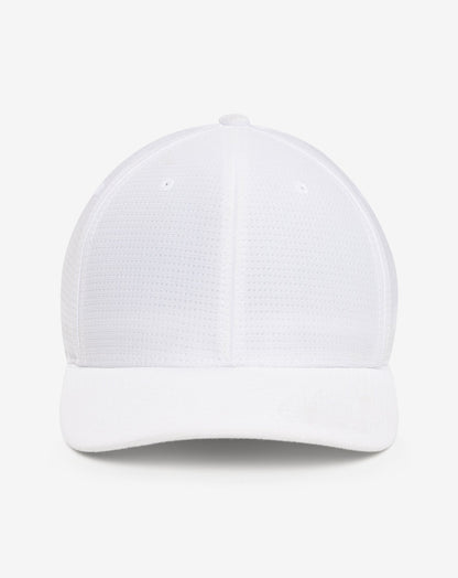 TravisMathew | Nassau Fitted Hat - White