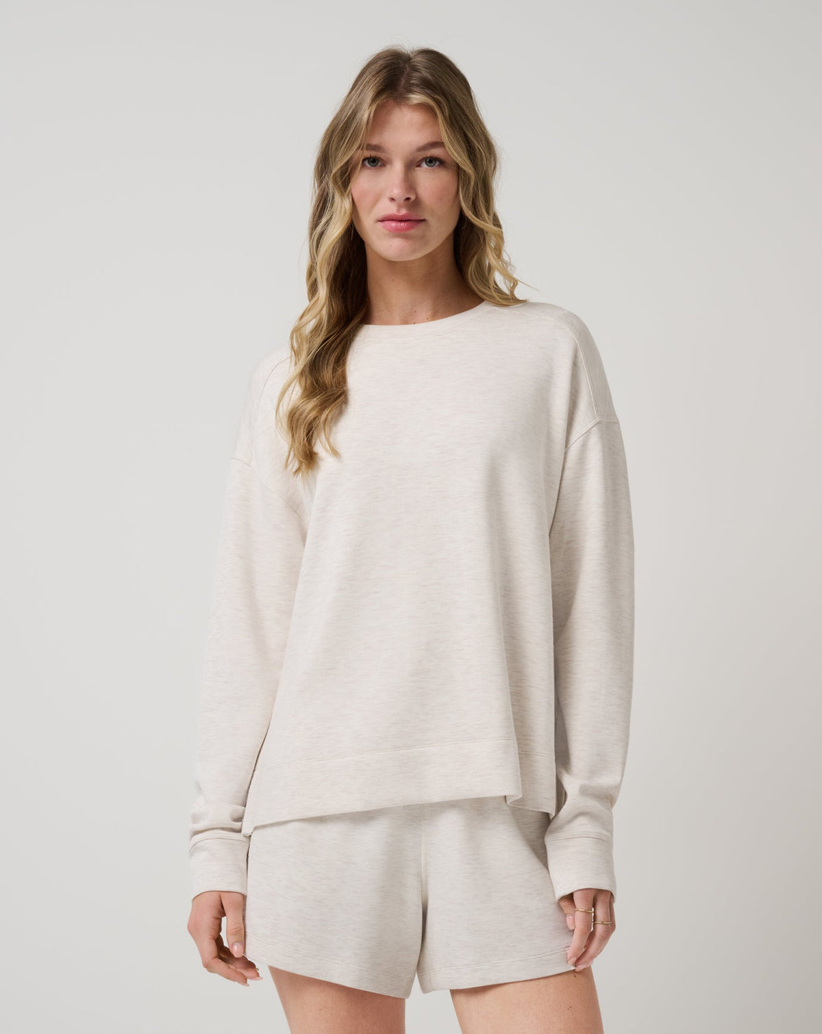 TravisMathew | Skyloft Soft Crew - Heather Brazillian Sand