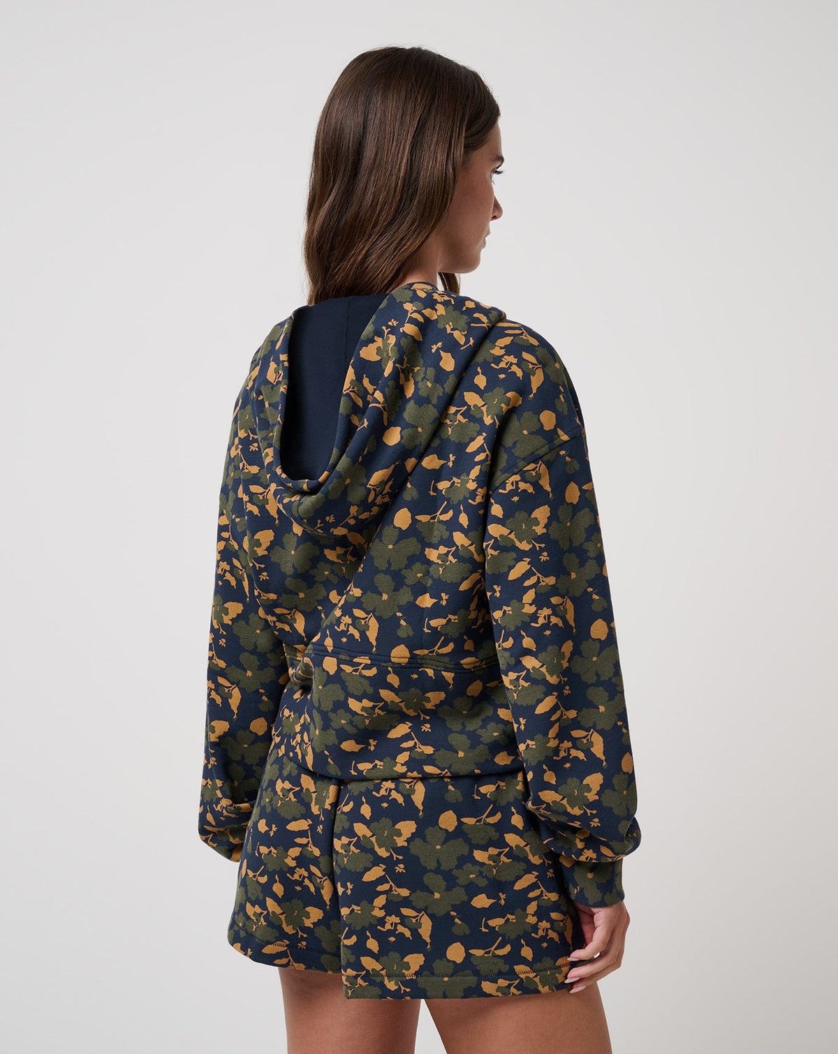 TravisMathew | Cloud Fleece Printed Hoodie - Navy Blazer Floral Multi