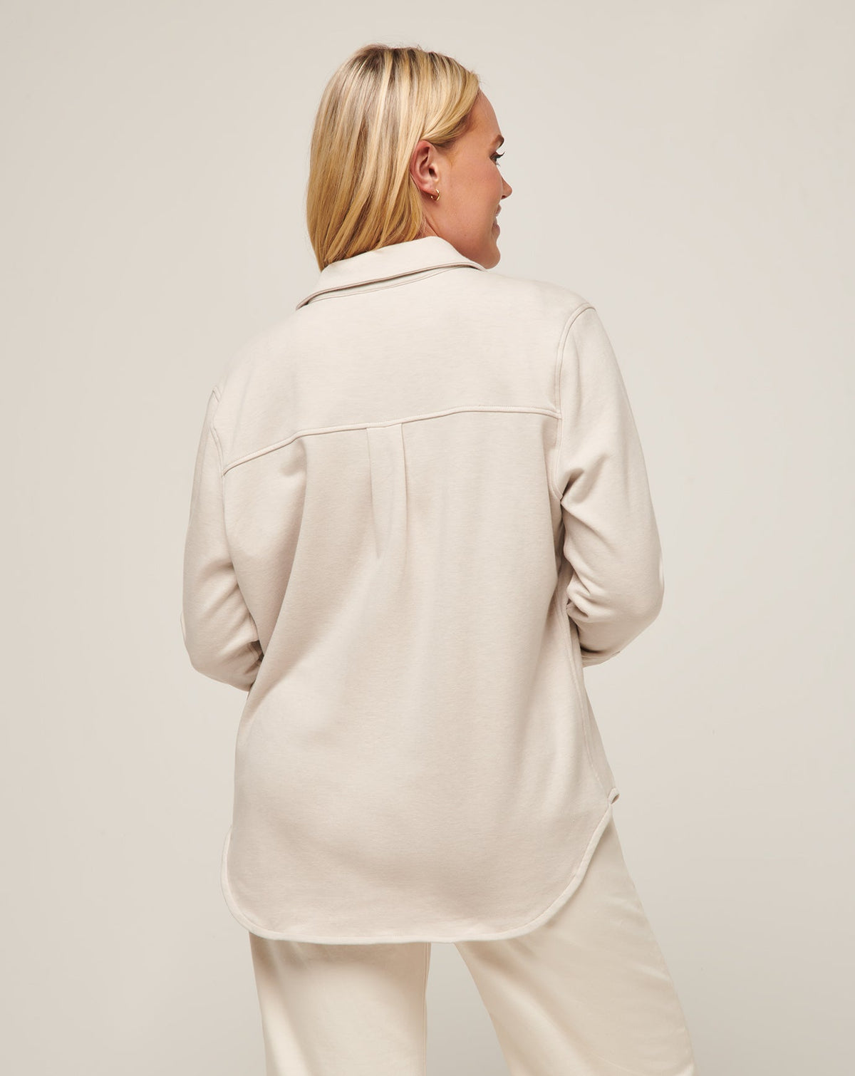TravisMathew | Cloud Fleece Shacket - Heather Pumice Stone