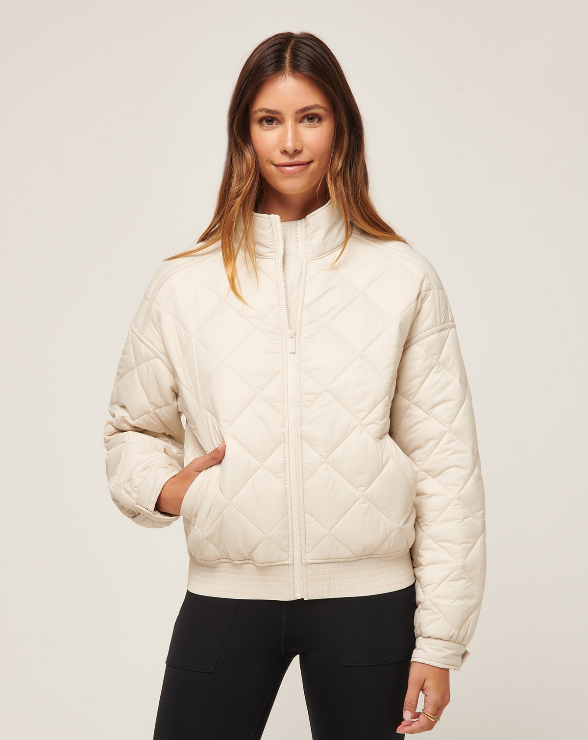 TravisMathew | Lights At Night Quilted Jacket - Pumice Stone