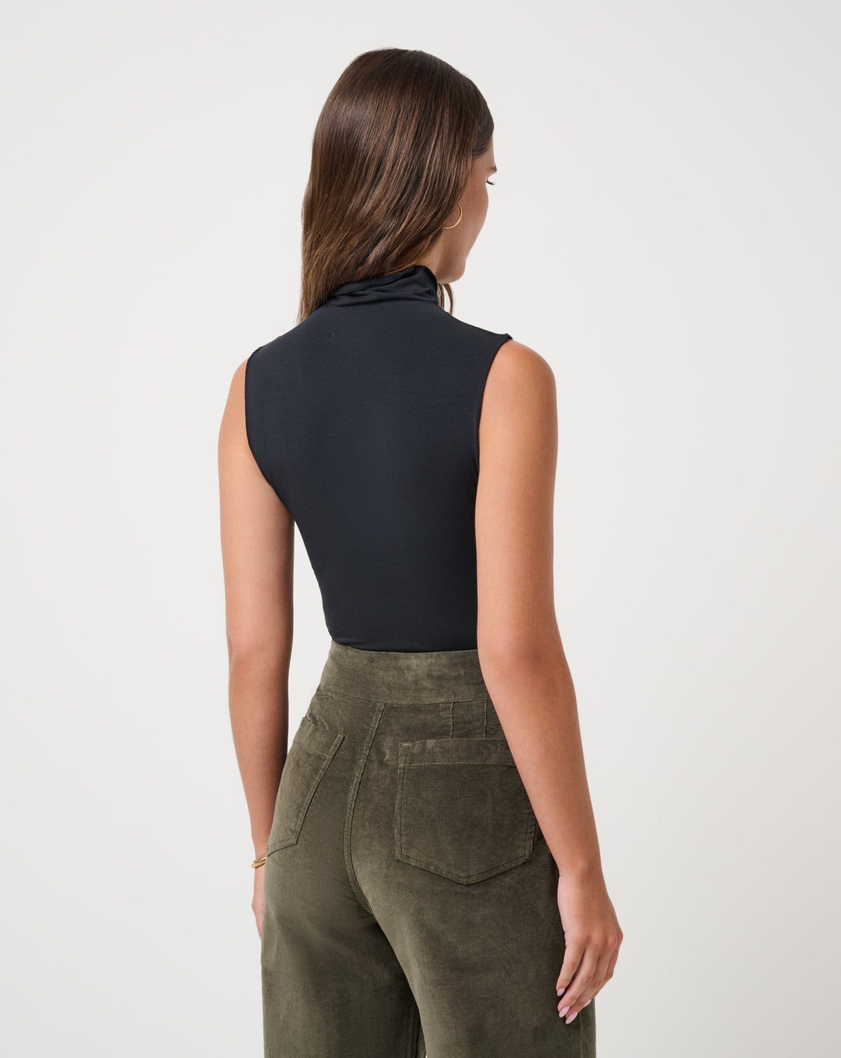 TravisMathew | Captivate Mock Neck Top - Black