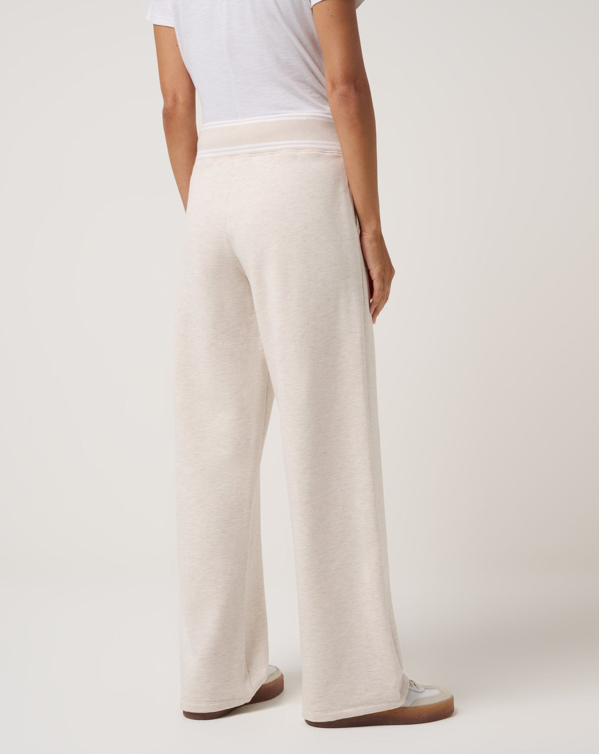 TravisMathew | Cloud Fleece Clubside Wide Leg Pant - Heather Brazillian Sand